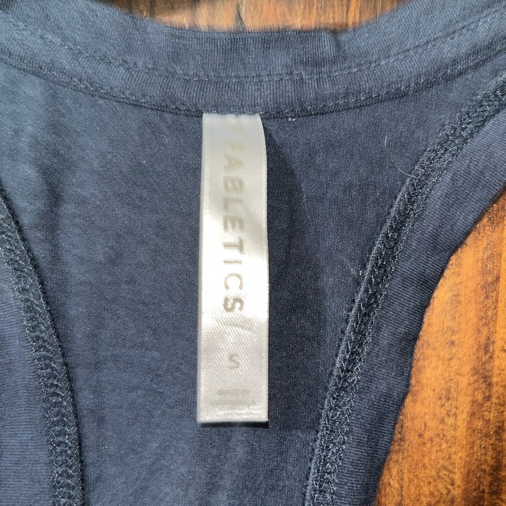 Fabletics tank - Picture 3 of 3